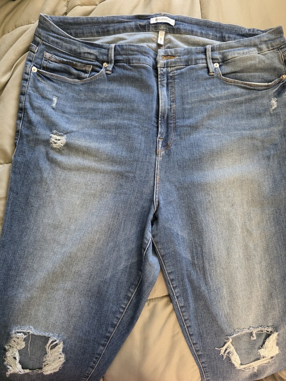 Good American Good Legs Distressed Jeans